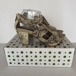 Earthies Sandles Santiago Beige‎ Snake Embossed Leather Studded Edgy Animal 8 B